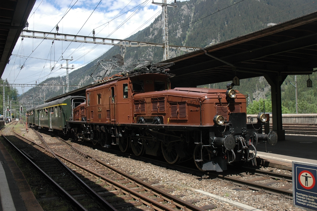 2844-0003-150613.jpg - SBB-CFF Ce 6/8'' 14253 + AB4.3721 + C4.5301 / Göschenen 15.6.2013