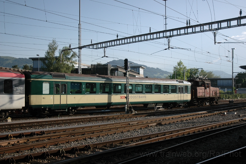 2847-0032-170613.jpg - SOB B 355 + SBB-CFF Ee 3/3 16430 / Rapperswil 17.6.2013