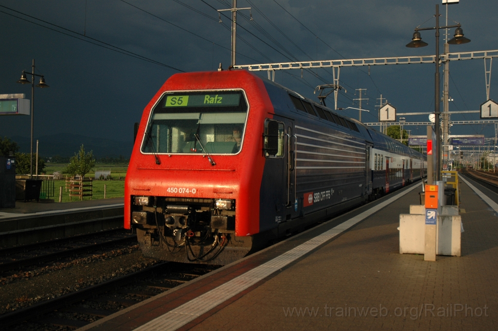 2849-0005-180613.jpg - SBB-CFF Re 450.074-0 "Stadel" / Pfäffikon SZ 18.6.2013