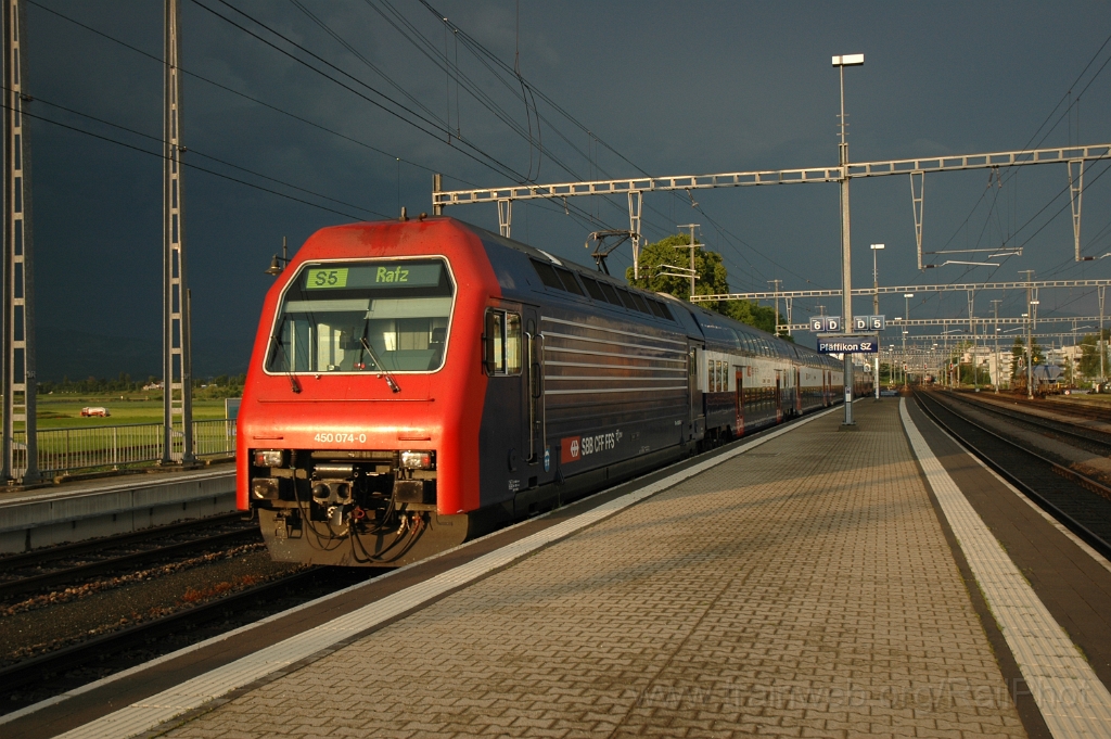 2849-0014-180613.jpg - SBB-CFF Re 450.074-0 "Stadel" / Pfäffikon SZ 18.6.2013