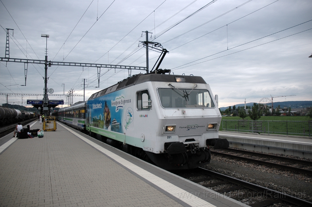 2855-0023-210613.jpg - SOB Re 456.091-8 "Romanshorn" / Pfäffikon SZ 21.6.2013