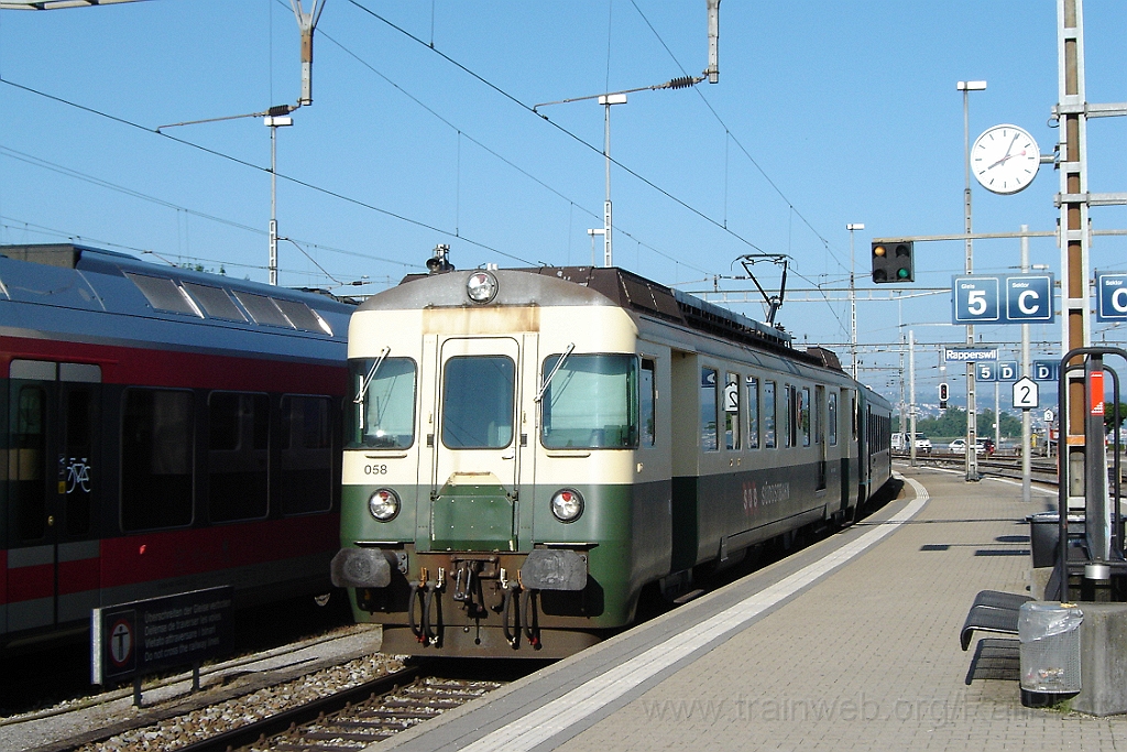 2858-0024-010713.jpg - SOB BDe 576.058-2 "Wollerau" / Rapperswil 1.7.2013