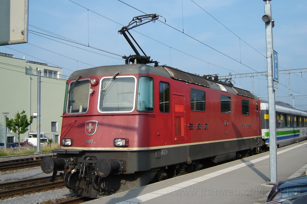 2860-0030-080713.jpg - SBB-CFF Re 4/4'' 11197 / Uznach 8.7.2013
