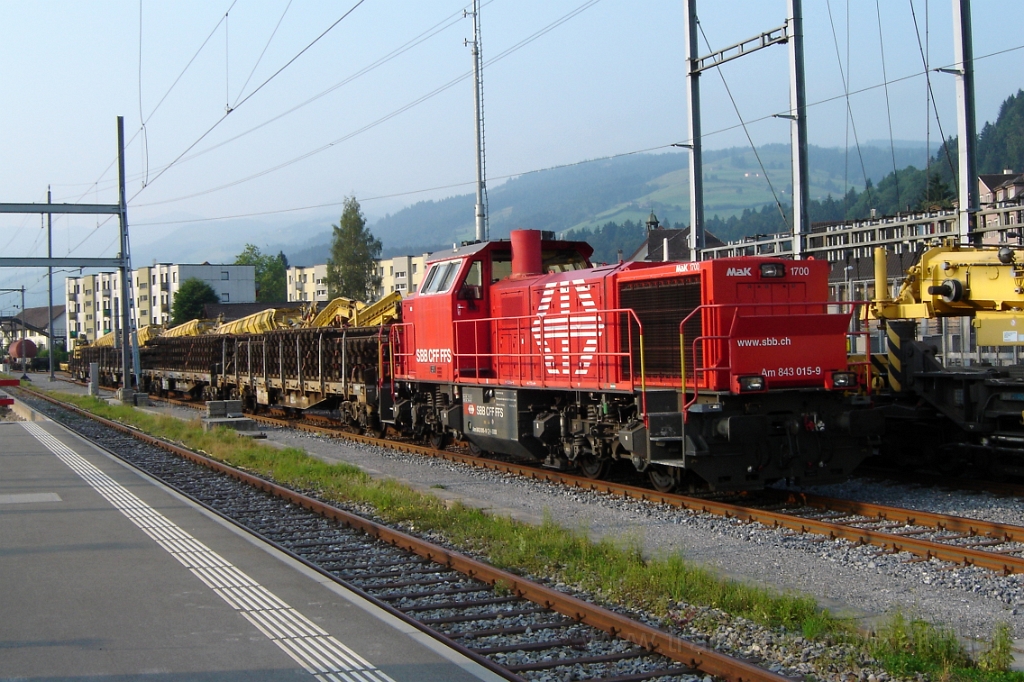 2862-0024-110713.jpg - SBB-CFF Am 843.015-9 / Wattwil 11.7.2013