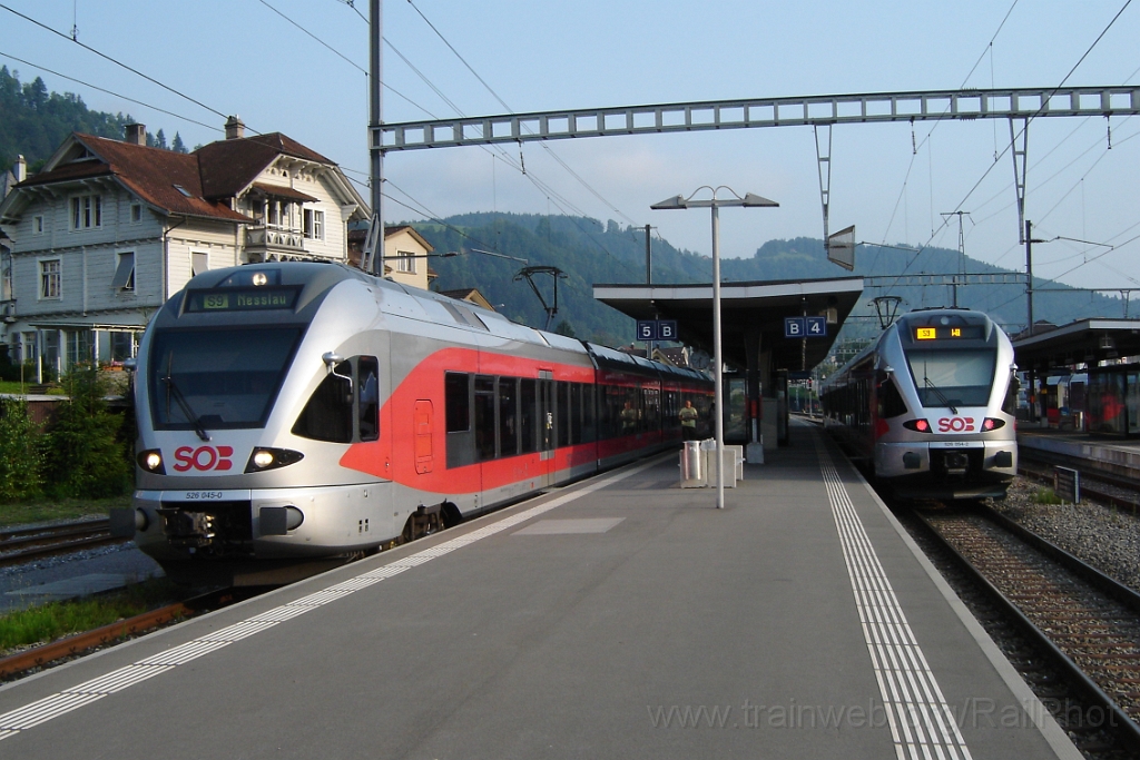 2862-0032-110713.jpg - SOB RABe 526.045-0 + RABe 526.054-2 / Wattwil 11.7.2013