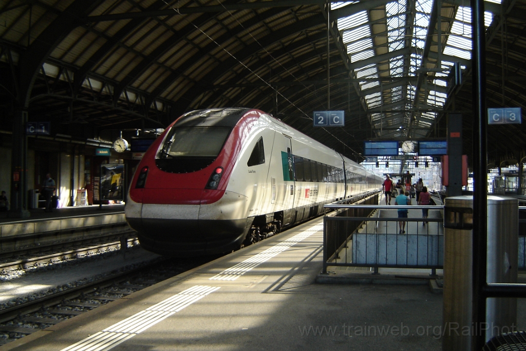 2863-0011-140713.jpg - SBB-CFF ICN RABDe 500.031-0 "Louis Favre" / St.Gallen HB 14.7.2013