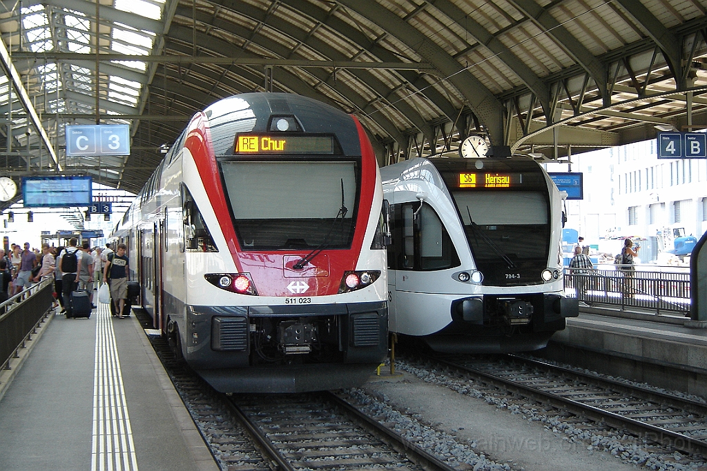 2863-0019-140713.jpg - SBB-CFF RABe 511.023 "Graubünden" + Thurbo RABe 526.794-3 "Chur" / St.Gallen HB 14.7.2013