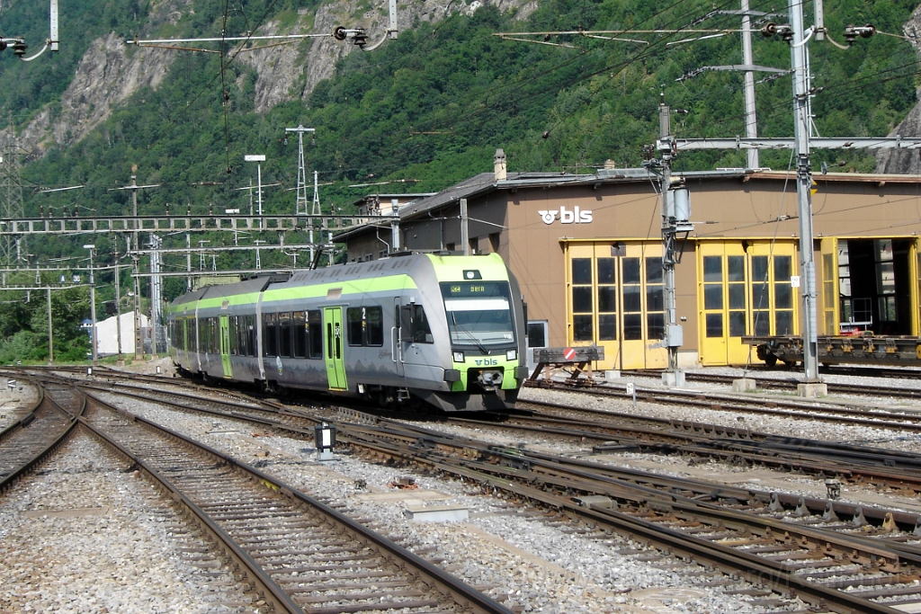2863-0044-150713.jpg - BLS RABe 535.116-8 + 535.115-0 / Brig 15.7.2013