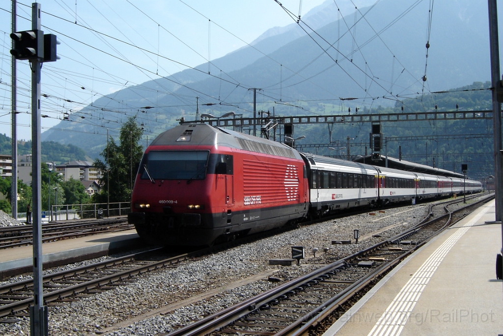 2864-0018-150713.jpg - SBB-CFF Re 460.009-4 "Le jet d'eau" / Brig 15.7.2013