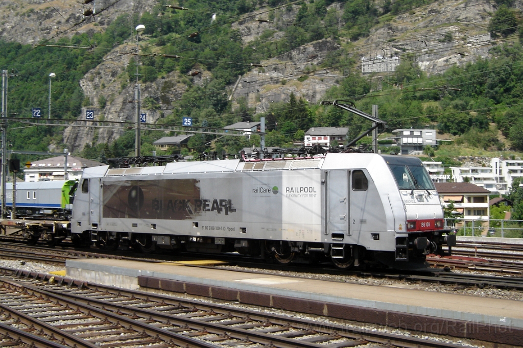 2865-0040-150713.jpg - RailPool 186.109 "Black Pearl" / Brig 15.7.2013