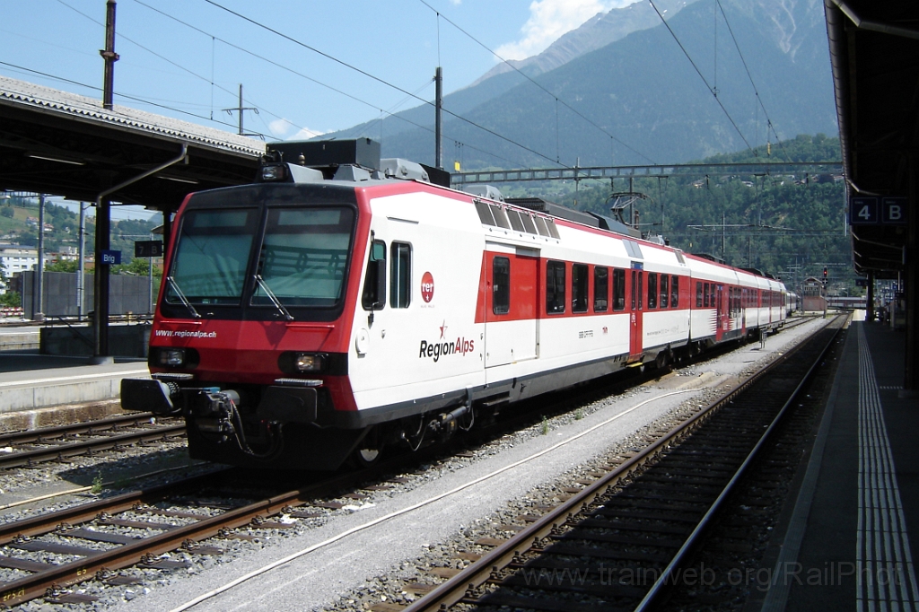 2865-0046-150713.jpg - RA RBDe 560.406-1 / Brig 15.7.2013