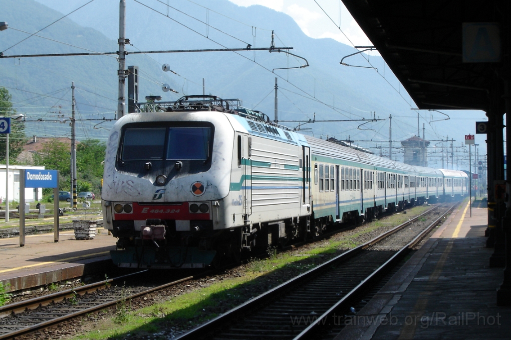2867-0030-150713.jpg - FS E 464.324 "Vivalto 25" / Domodossola 15.7.2013