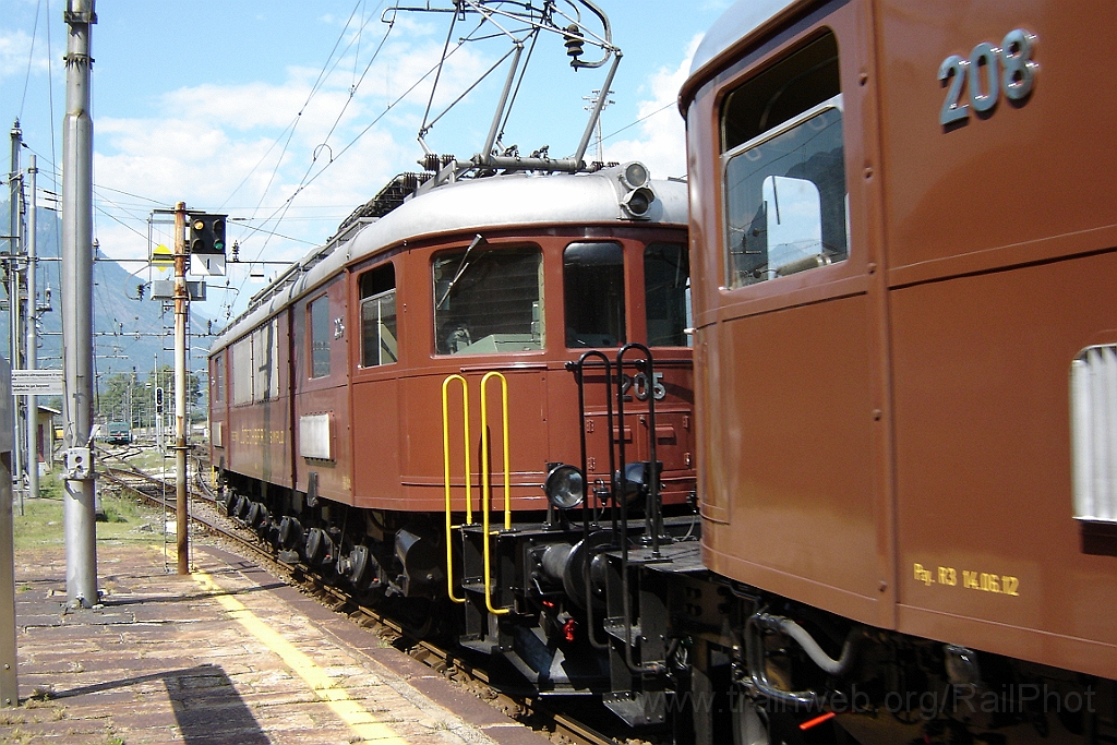 2867-0039-150713.jpg - BLS Ae 6/8 205 / Domodossola 15.7.2013