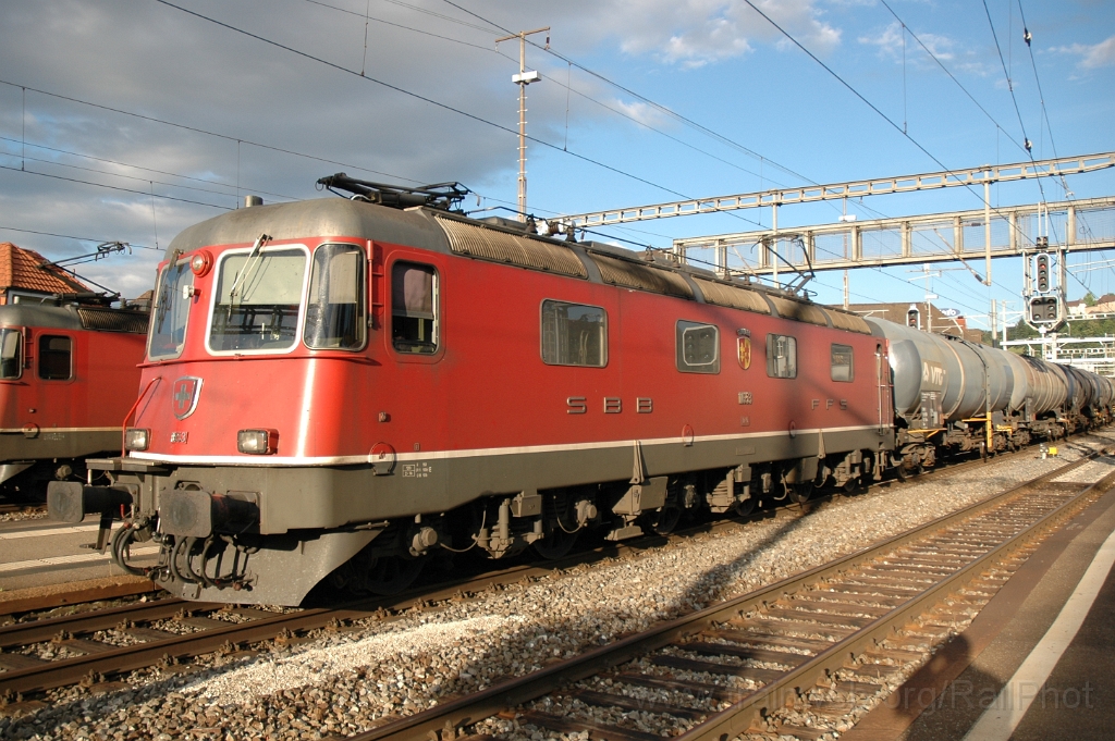 2880-0022-300713.jpg - SBB-CFF Re 6/6 11653 "Gümligen" / Lenzburg 30.7.2013