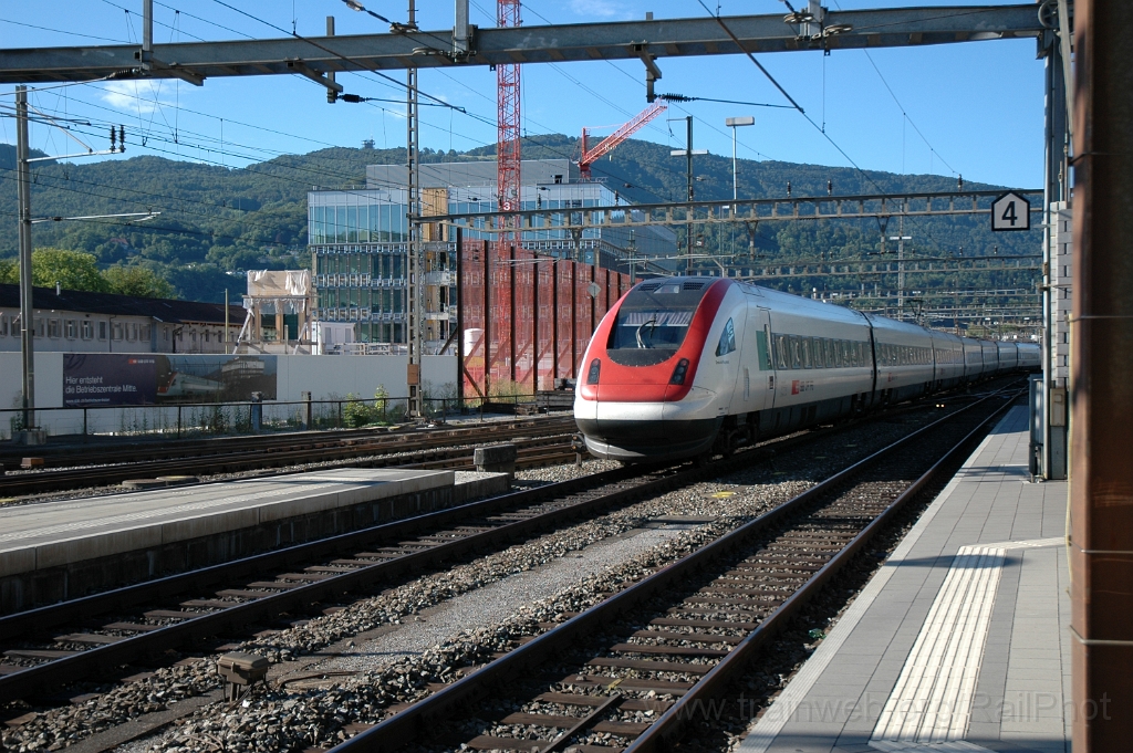 2883-0044-310713.jpg - SBB-CFF ICN RABDe 500.013-8 "Denis de Rougemont" / Olten 31.7.2013