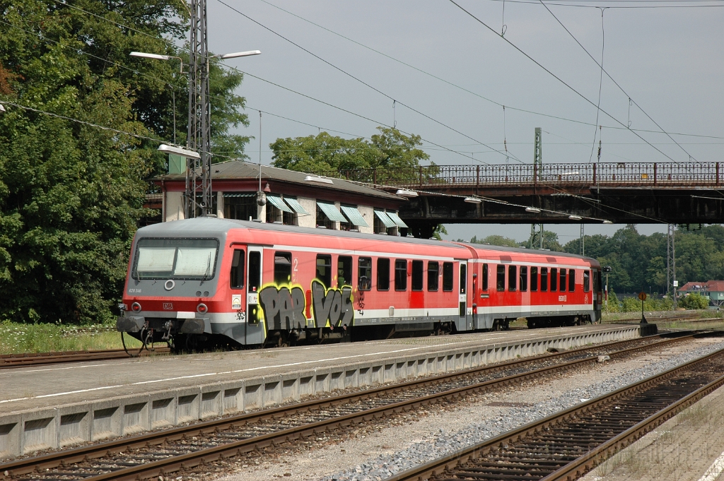2890-0028-030813.jpg - DBAG 928.346 + 628.346 / Lindau Hbf 3.8.2013