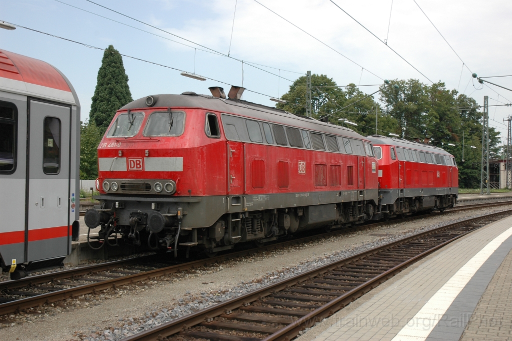 2891-0013-030813.jpg - DBAG 218.481-0 + 218.464-6 / Lindau Hbf 3.8.2013