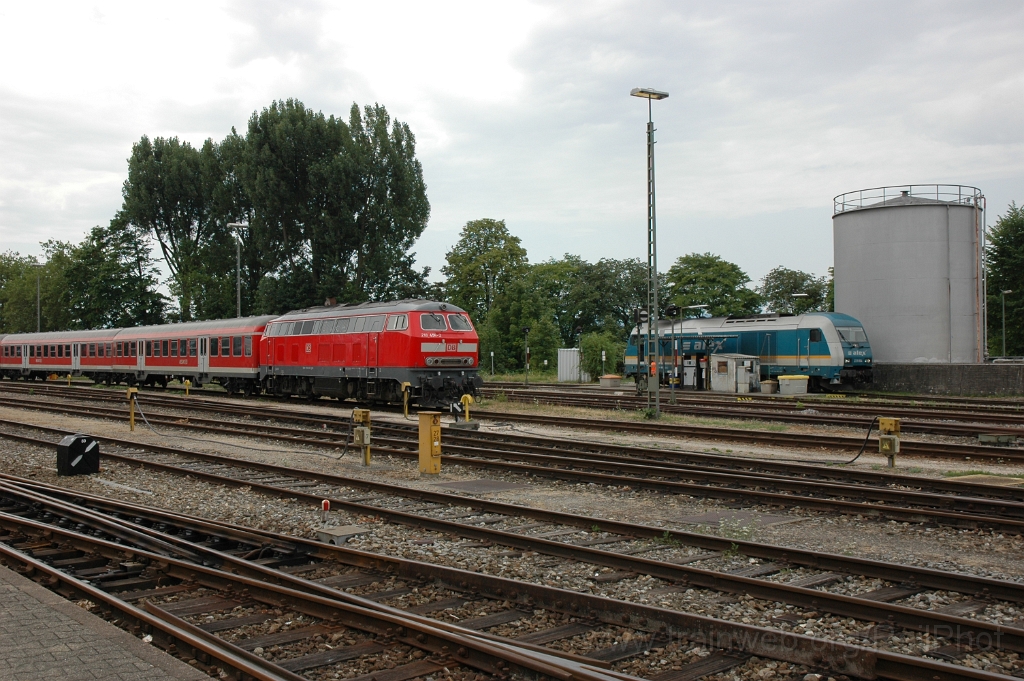 2892-0043-030813.jpg - DBAG 218.456-2 + ALEX 223.064-7 / Lindau Hbf 3.8.2013