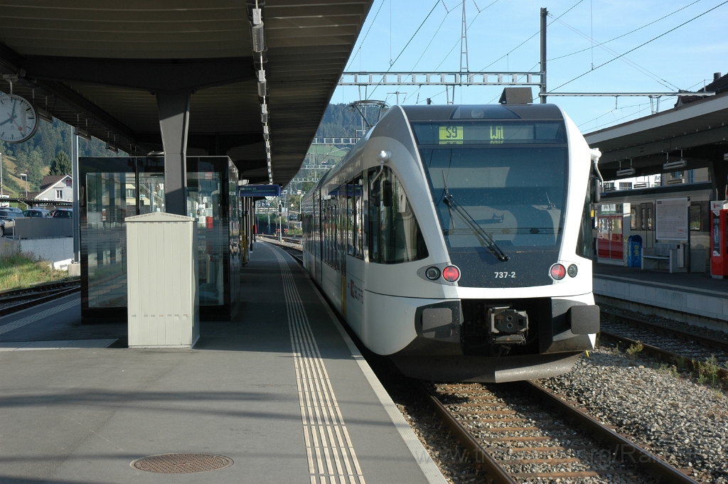 2895-0035-050813.jpg - Thurbo RABe 526.737-2 / Wattwil 5.8.2013