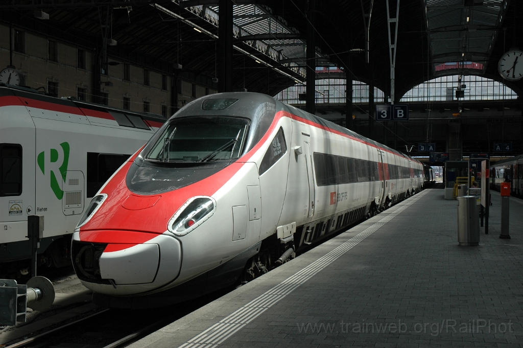 2898-0010-110813.jpg - SBB-CFF ETR 93 85 5 610.713-5 / Basel 11.8.2013