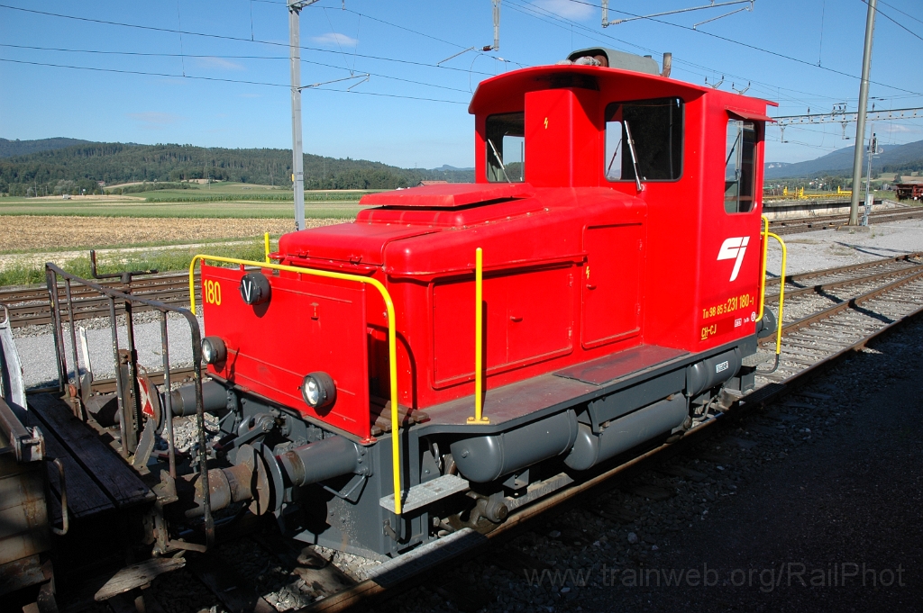 2903-0004-110813.jpg - CJ Tm 231.180-1 / Glovelier 11.8.2013
