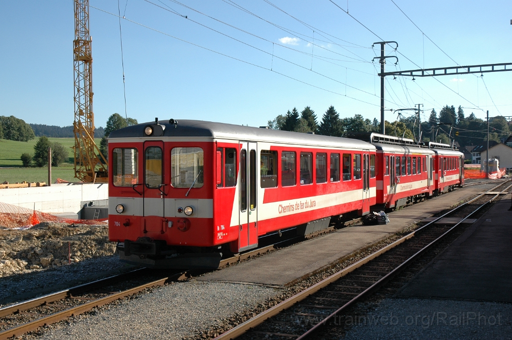 2904-0006-110813.jpg - CJ Bt 704 + BDe 4/4' 603 + BDe 4/4' 608 / Le Noirmont 11.8.2013