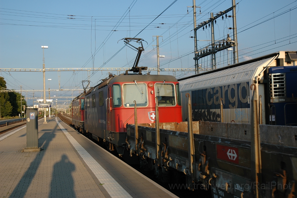 2926-0030-290813.jpg - SBB-CFF Re 4/4'' 11257 + Re 430.356-6 / Pfäffikon SZ 29.8.2013