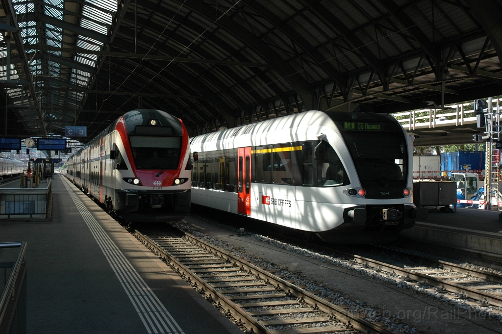 2935-0039-070913.jpg - Thurbo RABe 526.755-4 + SBB-CFF RABe 511.121 / St.Gallen HB 7.9.2013