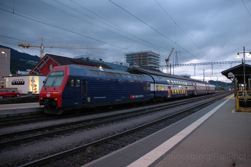 2951-0019-120913.jpg - SBB-CFF Re 450.034-4 "Oberweningen" / Pfäffikon SZ 12.9.2013