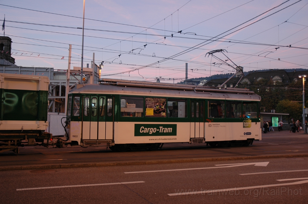 2971-0007-240913.jpg - VBZ Xe 4/4 1922 "Cargotram" / Bahnhofquai 24.9.2013