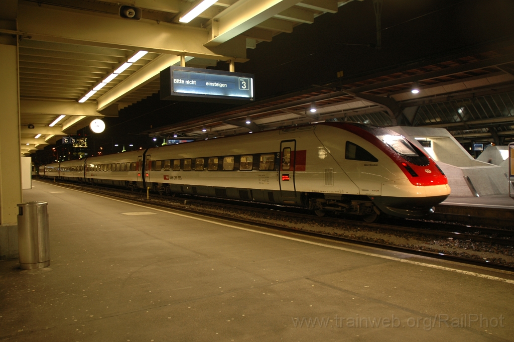 2988-0023-151013.jpg - SBB-CFF ICN RABDe 500.007-0 "Albert Einstein" / Zürich HB 15.10.2013
