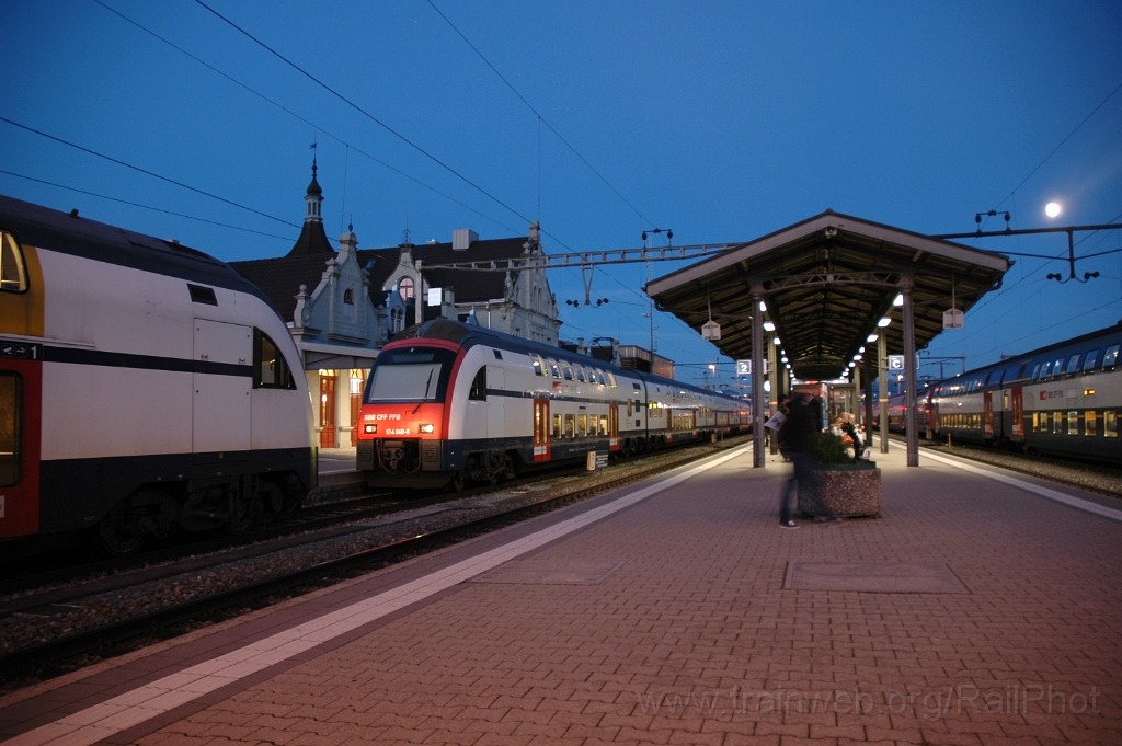 2989-0039-171013.jpg - SBB-CFF RABe 514.040-5 + 026-4 / Rapperswil 17.10.2013
