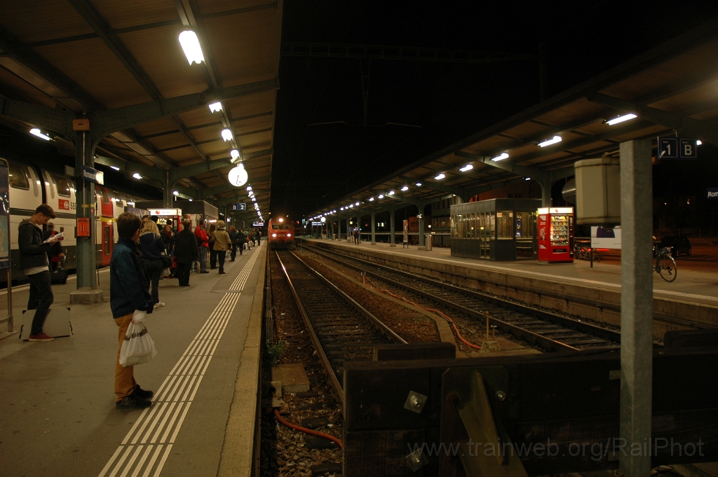 2999-0039-021113.jpg - SOB Re 456.095-9 "Degersheim" / Romanshorn 2.11.2013