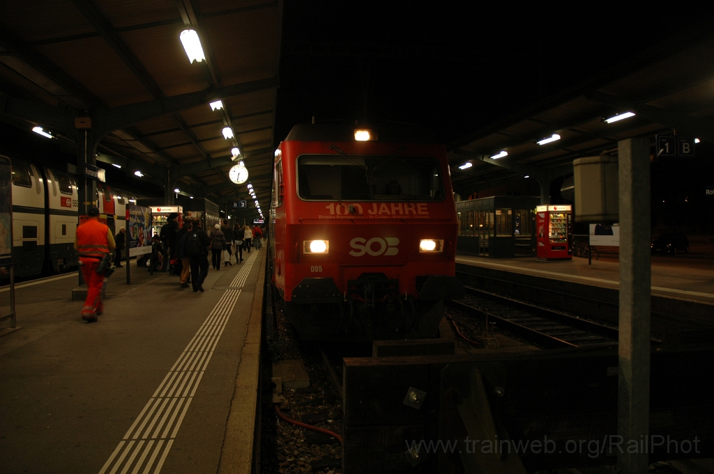 2999-0044-021113.jpg - SOB Re 456.095-9 "Degersheim" / Romanshorn 2.11.2013