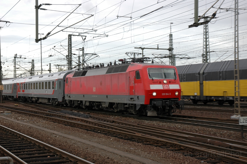 3004-0002-081113.jpg - DBAG 120.104.5 / Fulda Hbf 8.11.2013