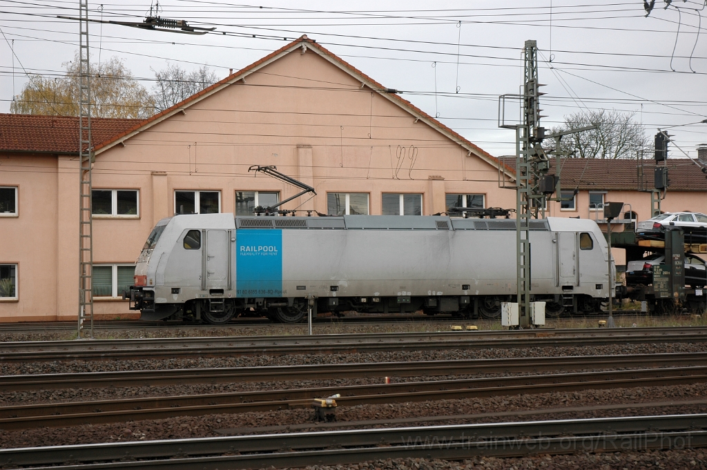 3004-0028-081113.jpg - RailPool 185.636-8 / Fulda Hbf 8.11.2013