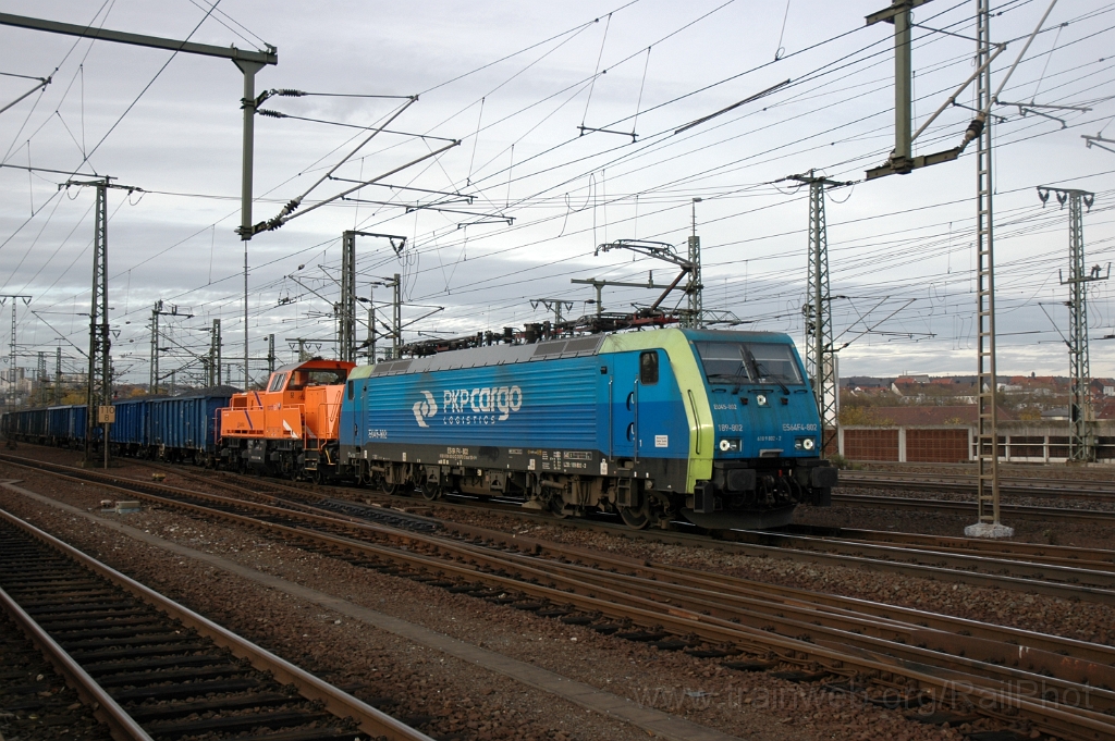 3005-0023-081113.jpg - PKP EU 45.802 + NRAIL 261.301-6 / Fulda Hbf 8.11.2013