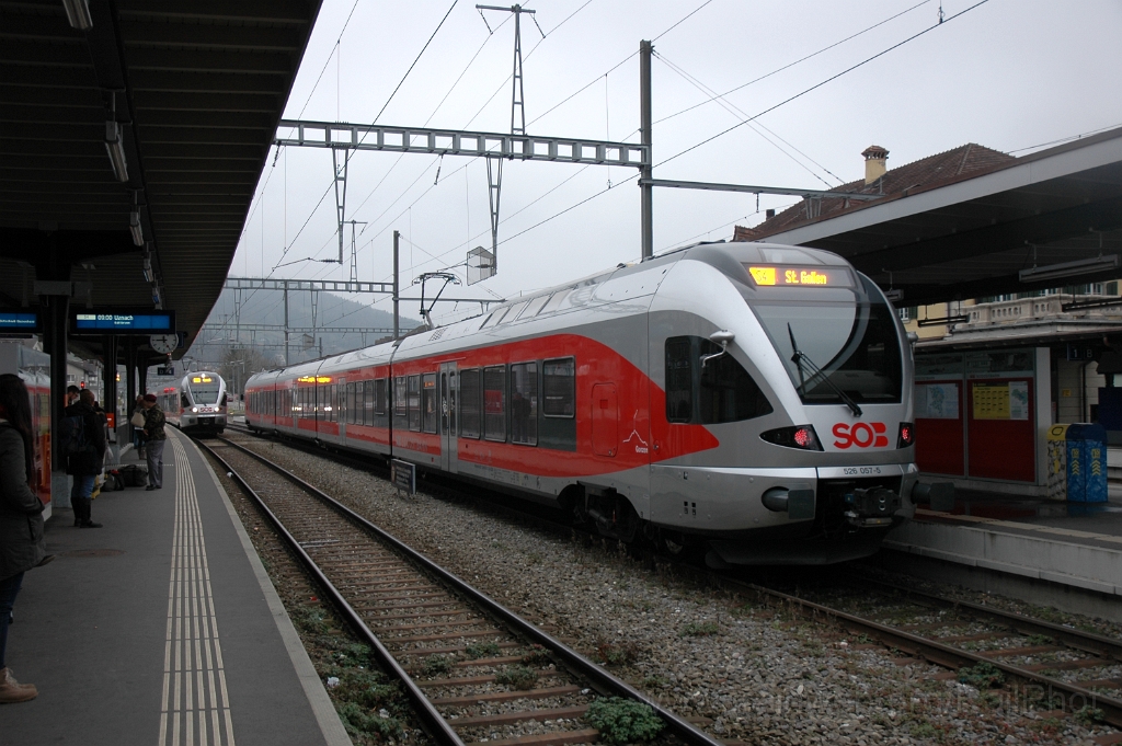 3010-0049-161113.jpg - SOB RABe 526.057-5 "Gonzen" + RABe 526.052-6 "Schnabelsberg" / Wattwil 16.11.2013
