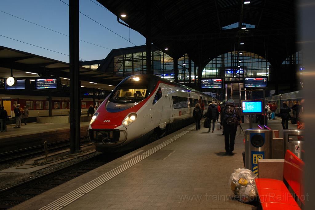 3029-0034-120114.jpg - SBB-CFF ETR 93 85 5 610.713-5 / Basel SBB 12.1.2014
