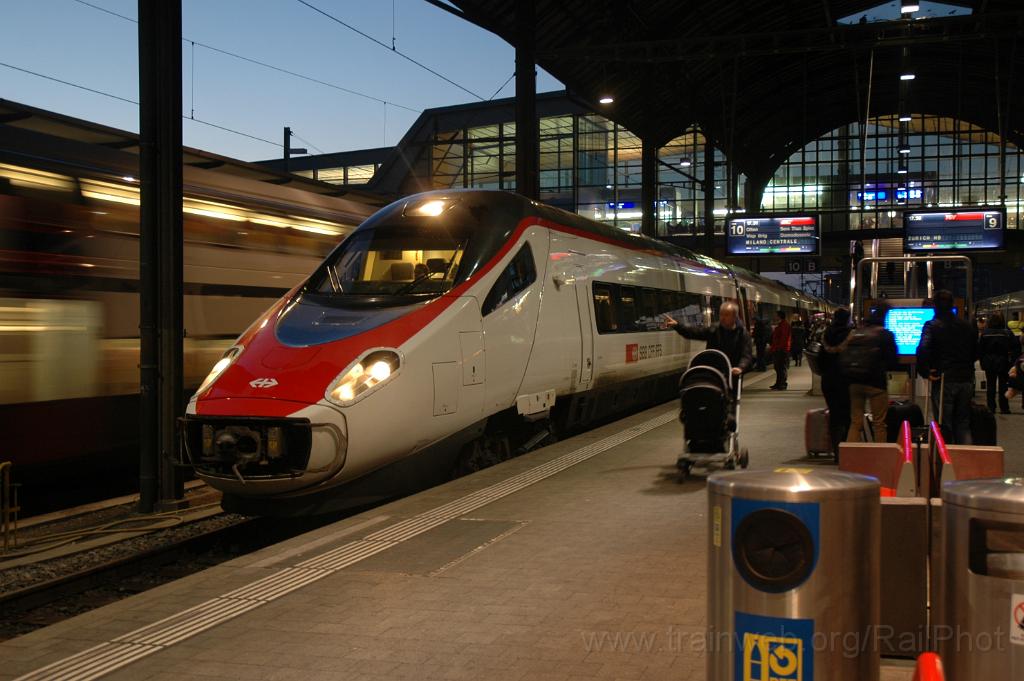 3029-0039-120114.jpg - SBB-CFF ETR 93 85 5 610.713-5 / Basel SBB 12.1.2014