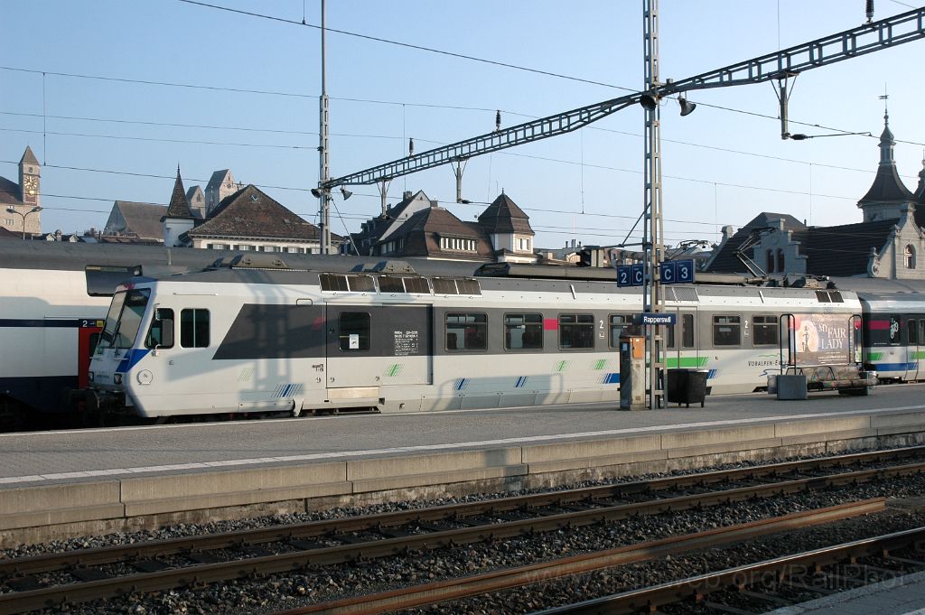 3042-0012-070314.jpg - SOB RBDe 561.081-1 / Rapperswil 7.3.2014