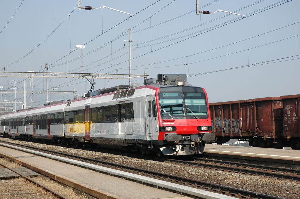 3046-0019-140314.jpg - SBB-CFF RBDe 560.237-0 / Immensee 14.3.2014