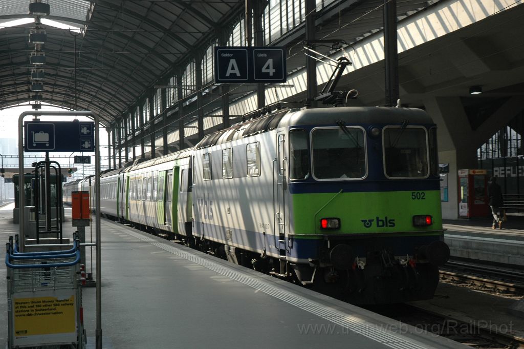 3046-0043-140314.jpg - BLS Re 420.502-7 / Luzern 14.3.2014