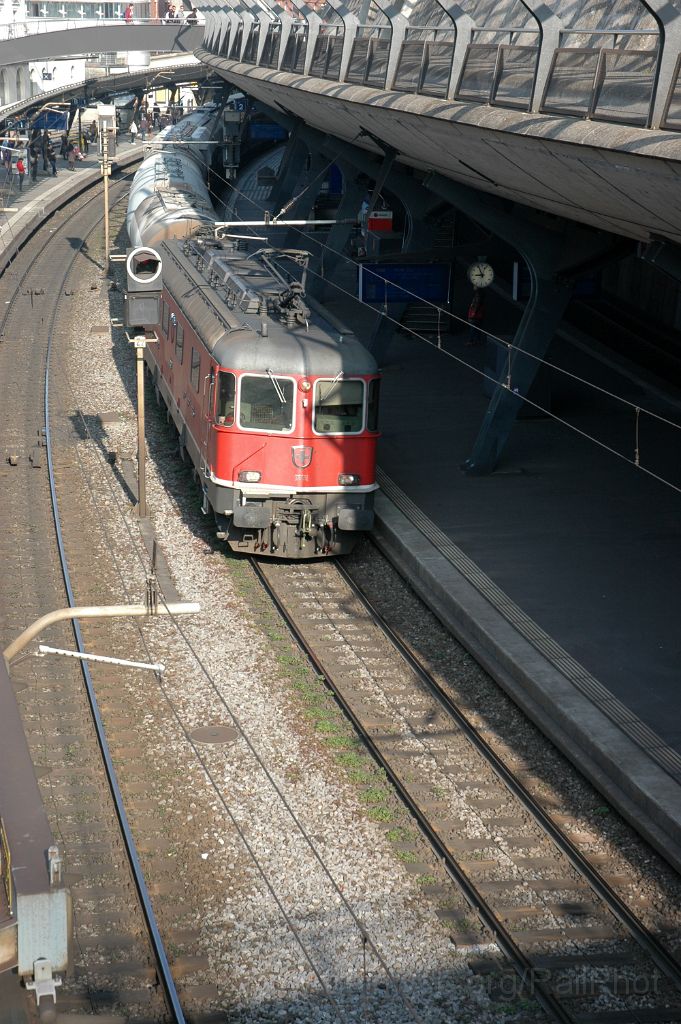 3055-0016-280314.jpg - SBB-CFF Re 6/6 11689 "Gerra-Gambalogno" / Zürich-Stadelhofen 28.3.2014