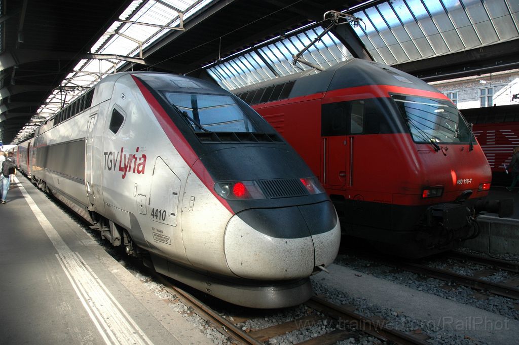 3056-0050-290314.jpg - SNCF TGV 384.020 + SBB-CFF Re 460.116-7 "Ostschweiz" / Zürich HB 29.3.2014