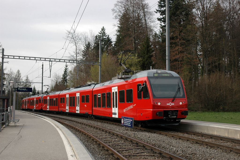 3064-0026-040414.jpg - SZU Be 556.516-3 + Be 556.515-5 / Ringlikon 4.4.2014