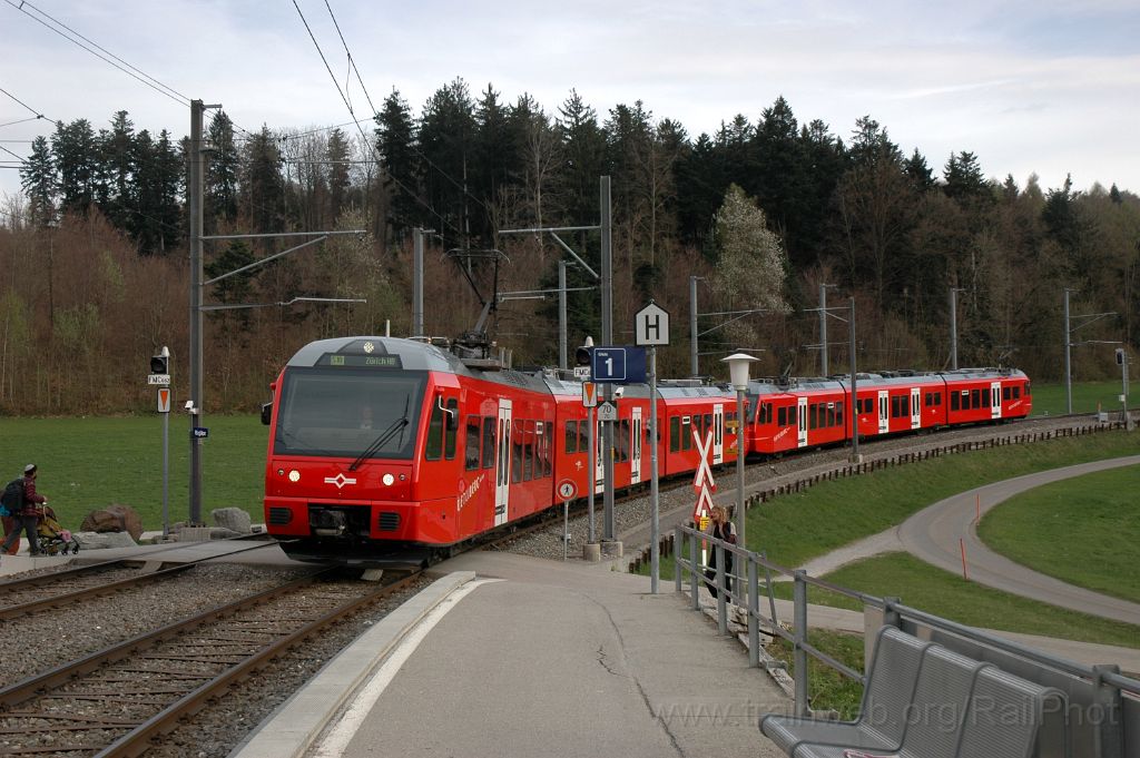 3065-0019-040414.jpg - SZU Be 556.515-5 + Be 556.516-3 / Ringlikon 4.4.2014