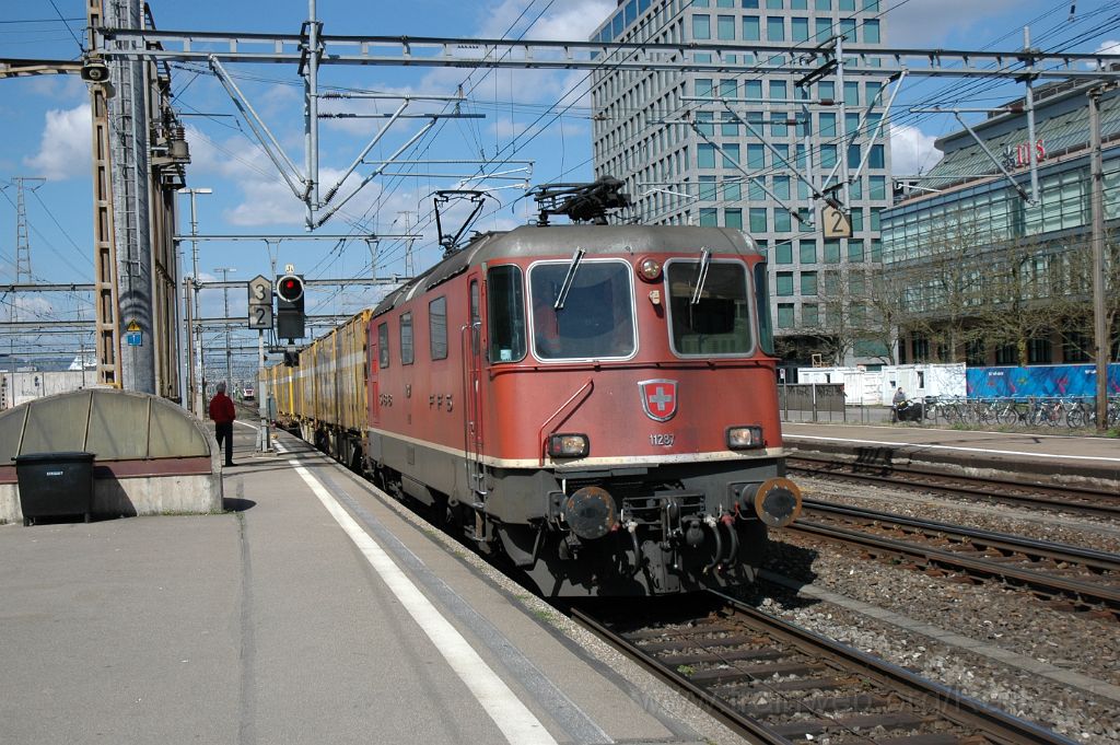 3069-0004-090414.jpg - SBB-CFF Re 4/4'' 11287 / Zürich-Altstetten 9.4.2014
