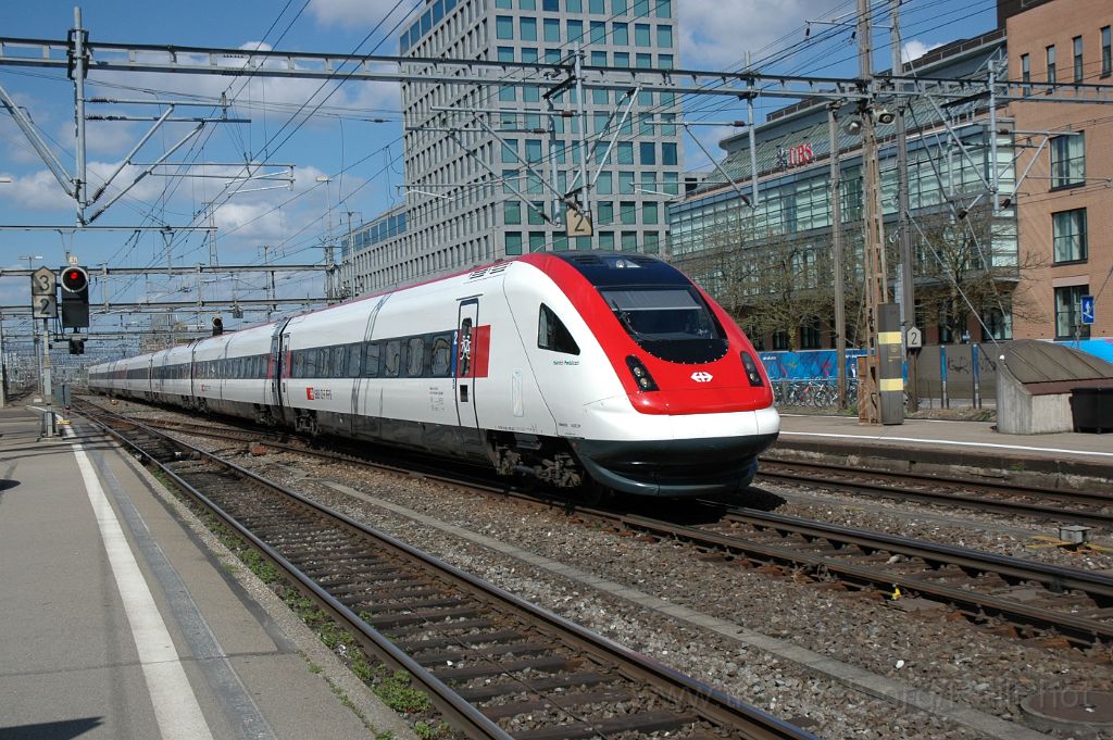 3069-0017-090414.jpg - SBB-CFF ICN RABDe 500.005 "Heinrich Pestalozzi" / Zürich-Altstetten 9.4.2014