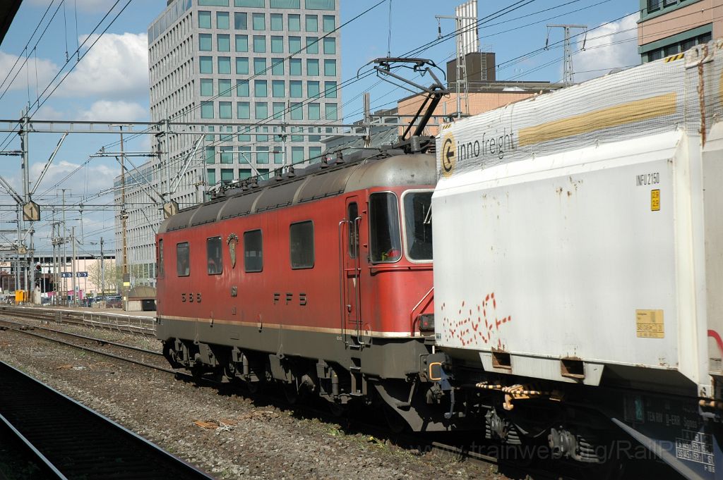3070-0007-090414.jpg - SBB-CFF Re 6/6 11630 "Herzogenbuchsee" / Zürich-Altstetten 9.4.2014